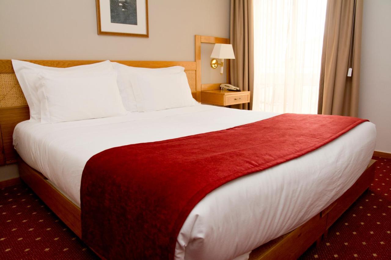 Hotel Rainha D. Amelia, Arts & Leisure 카스텔루브랑쿠 외부 사진