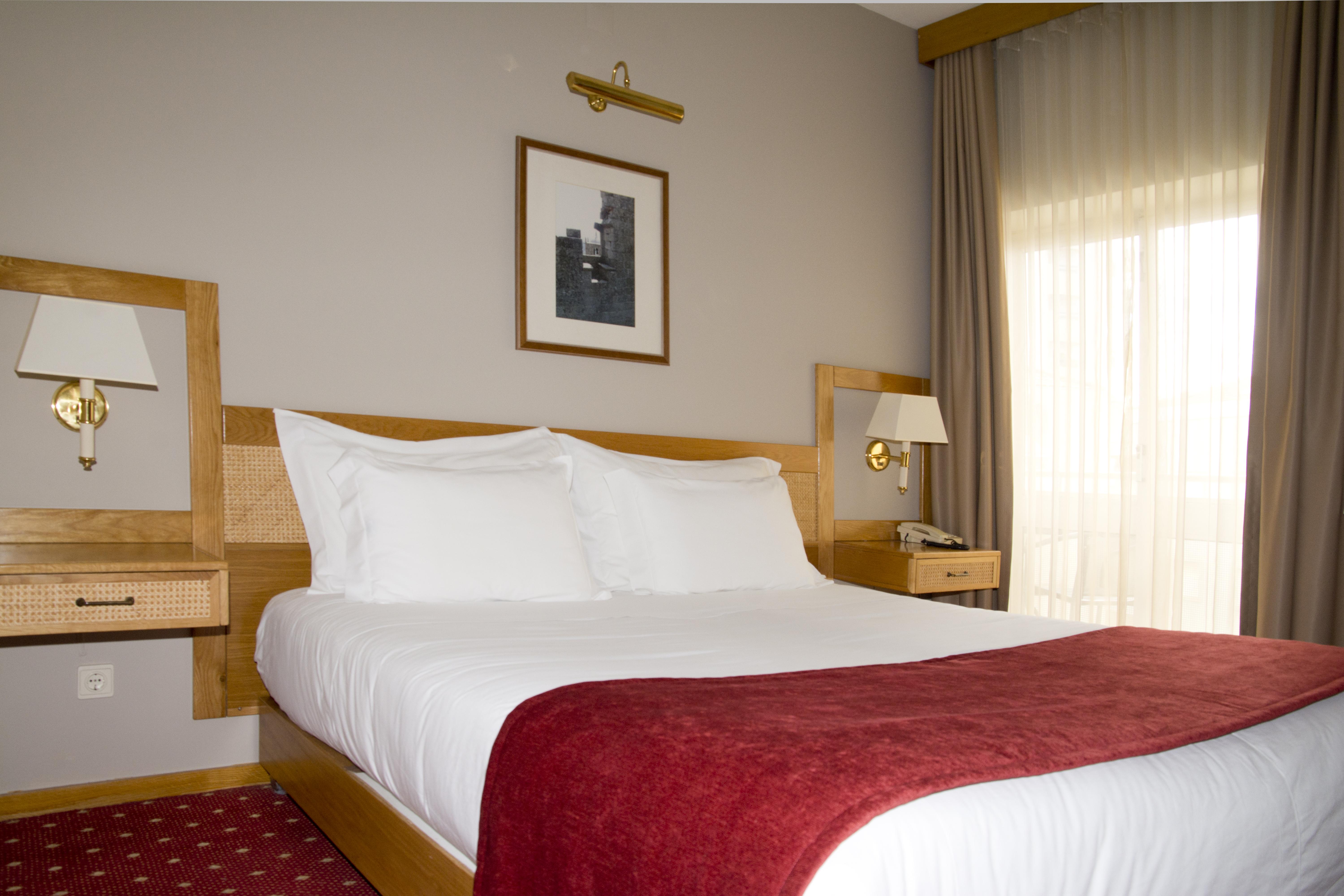 Hotel Rainha D. Amelia, Arts & Leisure 카스텔루브랑쿠 외부 사진