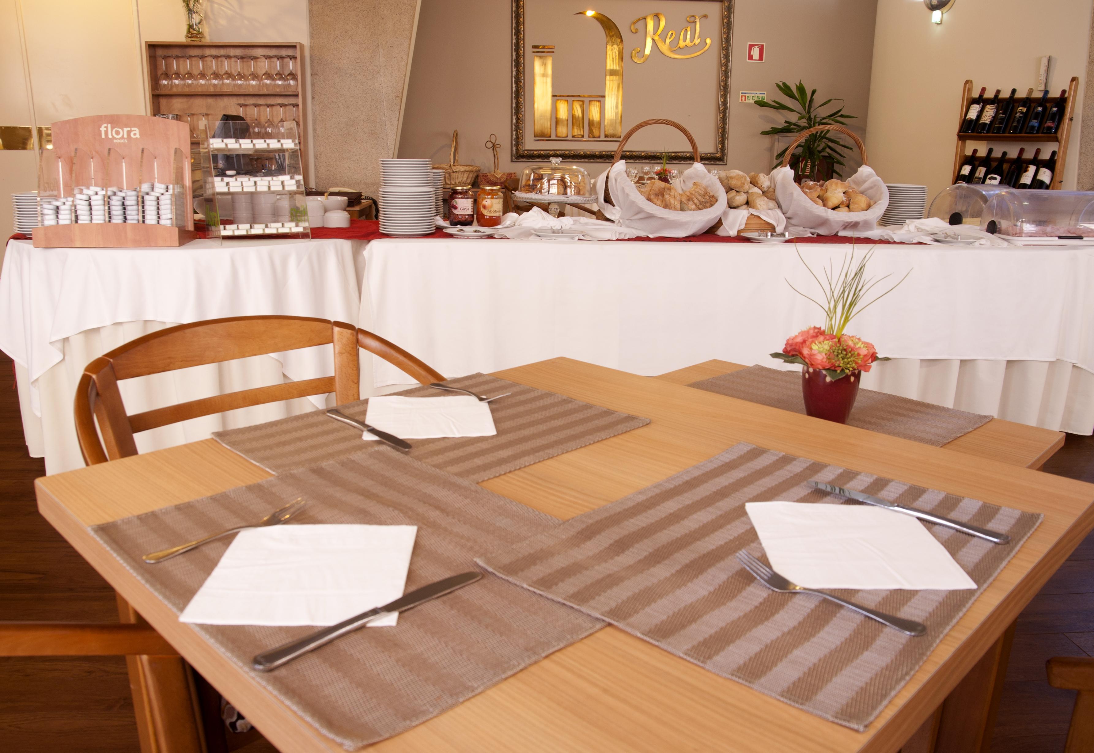 Hotel Rainha D. Amelia, Arts & Leisure 카스텔루브랑쿠 외부 사진