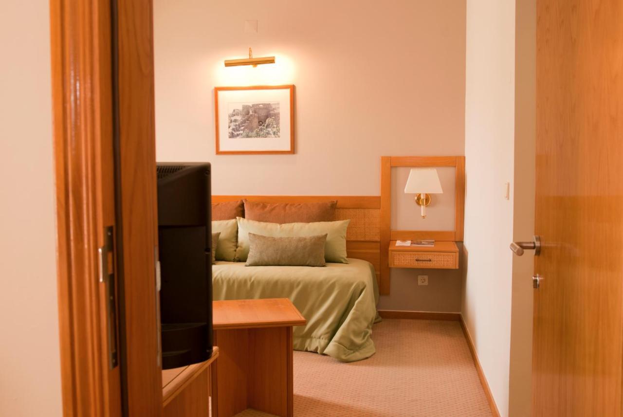 Hotel Rainha D. Amelia, Arts & Leisure 카스텔루브랑쿠 외부 사진